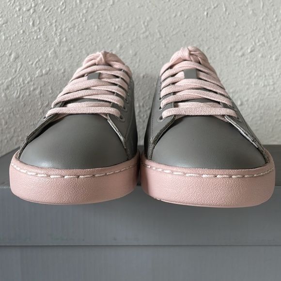 NIB Vionic Pink and Gray Walking Shoes Size 6.5 - Picture 2 of 9